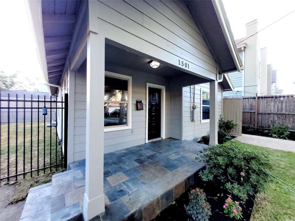1501 Asbury Street - Photo 20