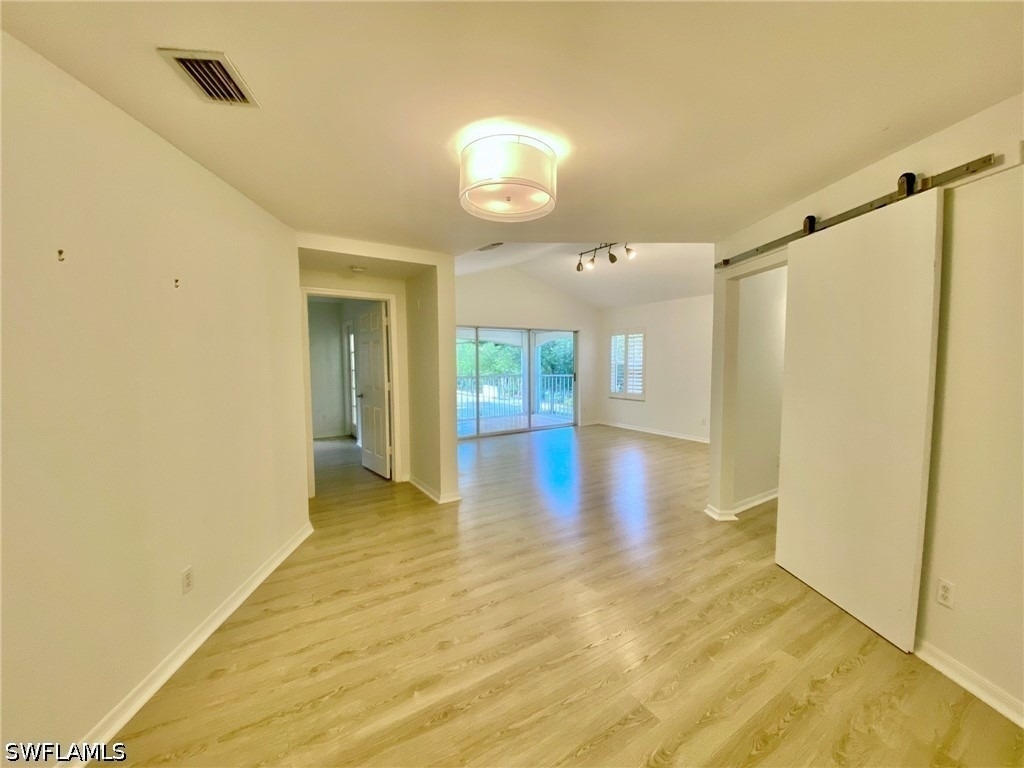 1096 Woodshire Lane - Photo 6
