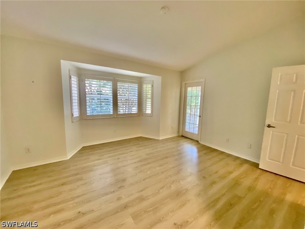 1096 Woodshire Lane - Photo 12