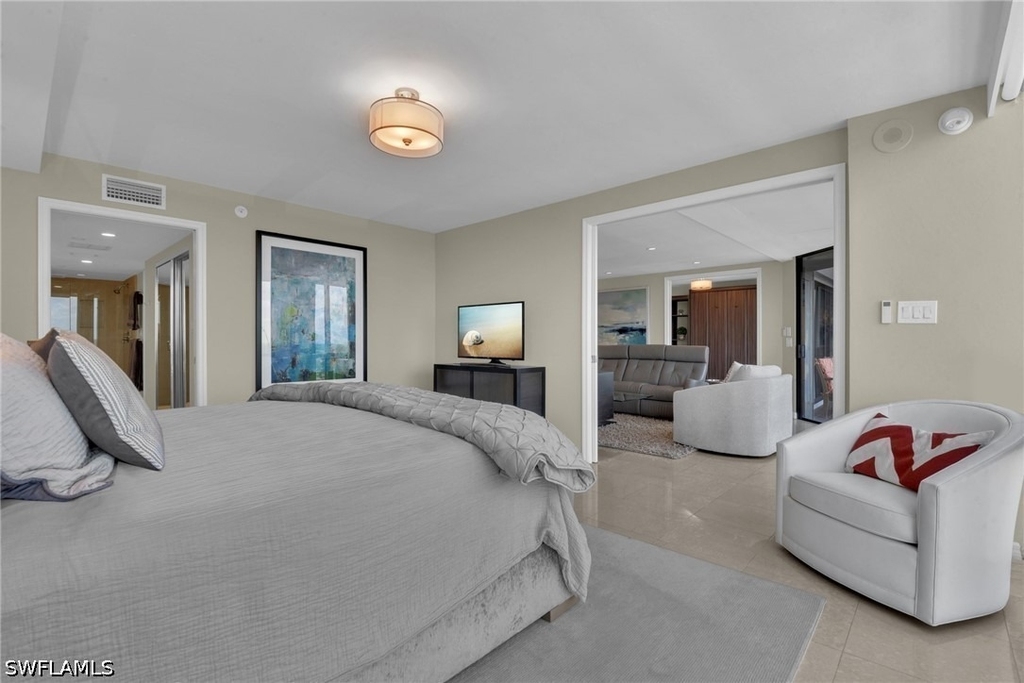 4751 Gulf Shore Boulevard N - Photo 10