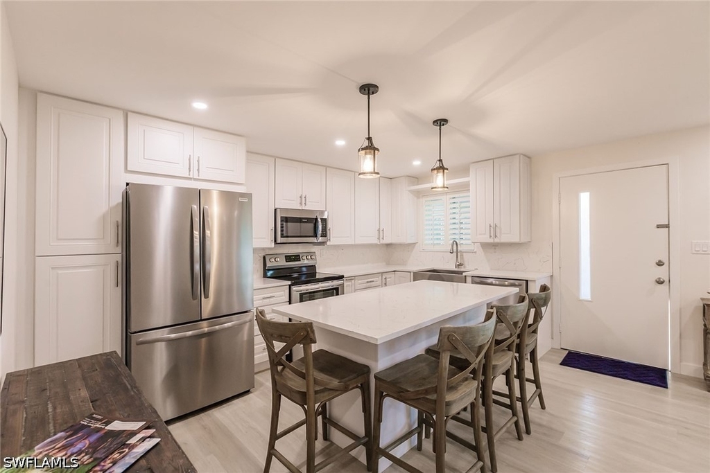 527 Broad Avenue S - Photo 8
