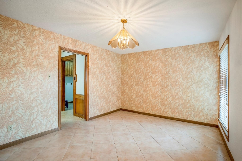 38 Devonshire Drive - Photo 13