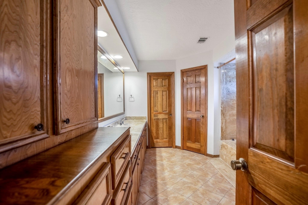 38 Devonshire Drive - Photo 36