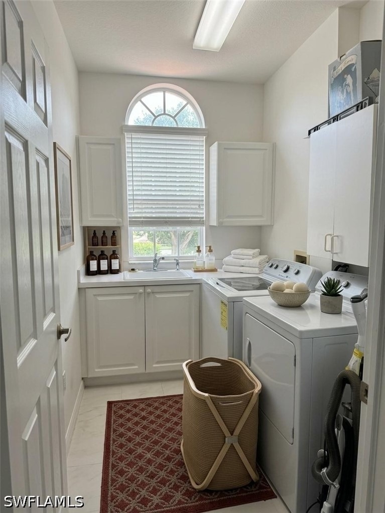 562 Laguna Royale Boulevard - Photo 16