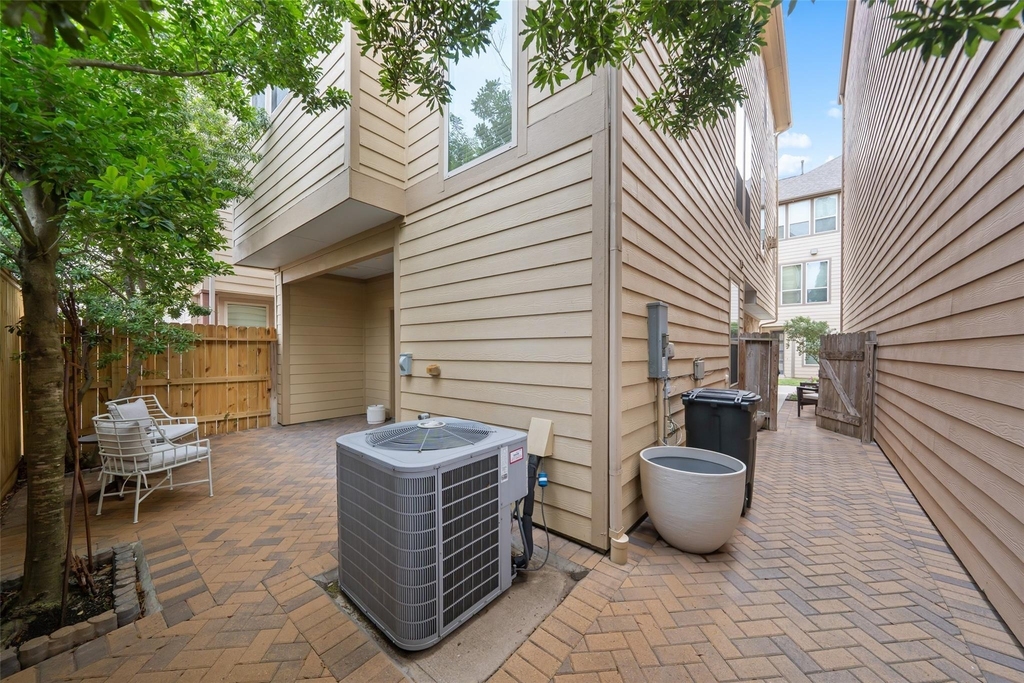 6005 Kansas Street - Photo 9