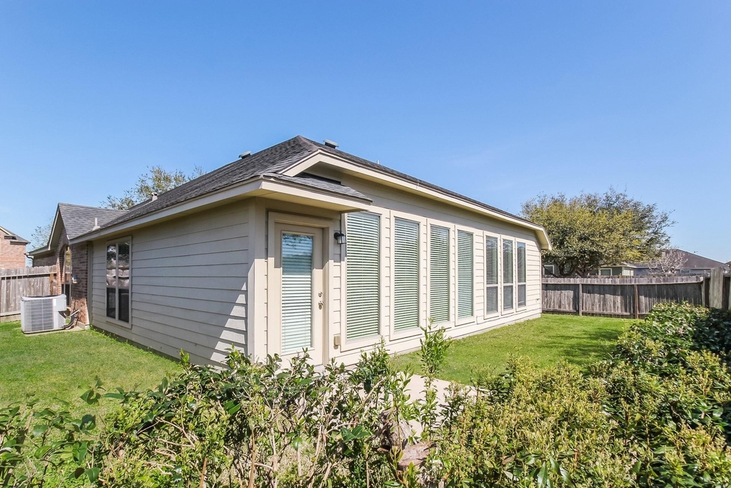 2703 Facet Creek Drive - Photo 13