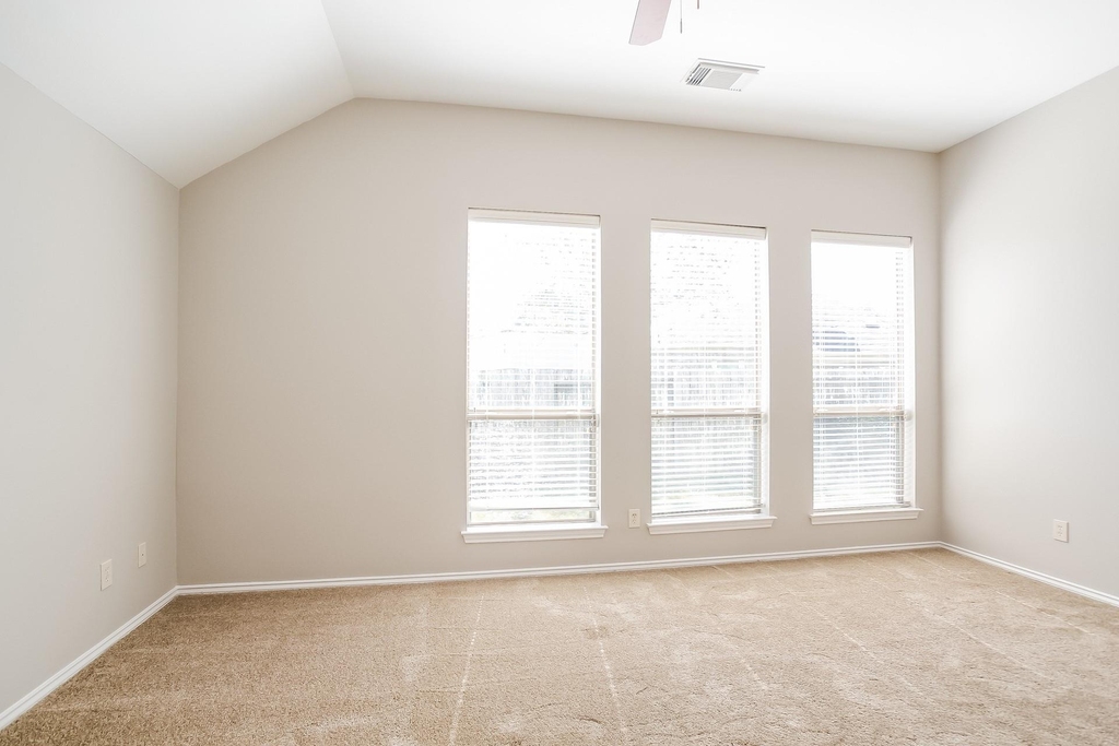 2703 Facet Creek Drive - Photo 3