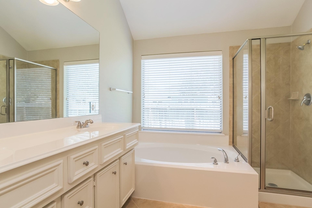 2703 Facet Creek Drive - Photo 12