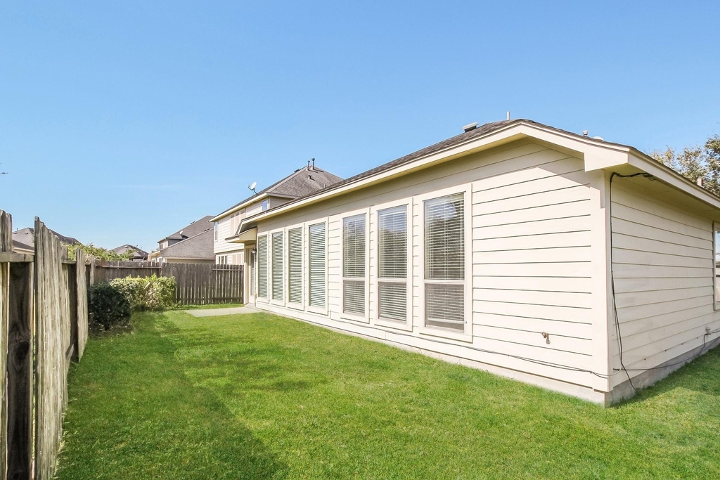 2703 Facet Creek Drive - Photo 14