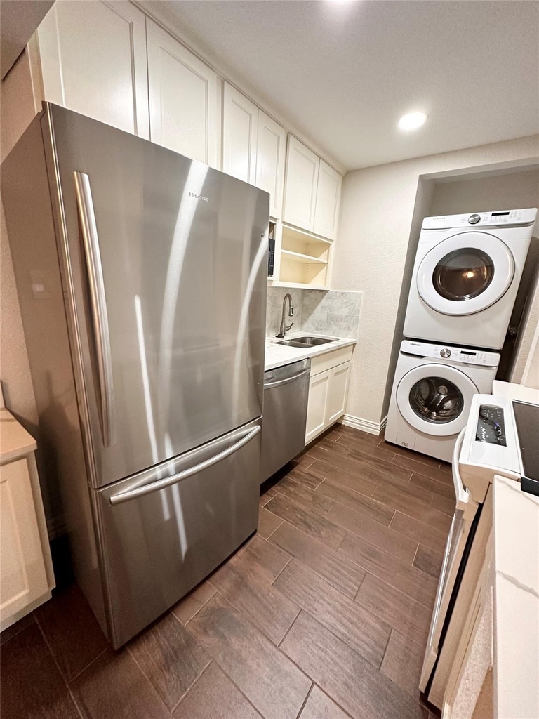 8935 Gaylord Street - Photo 6