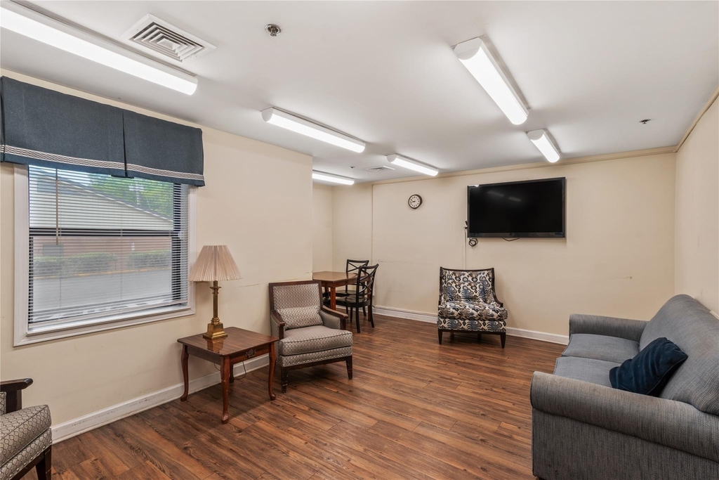 1360 E Alcy Road - Photo 3
