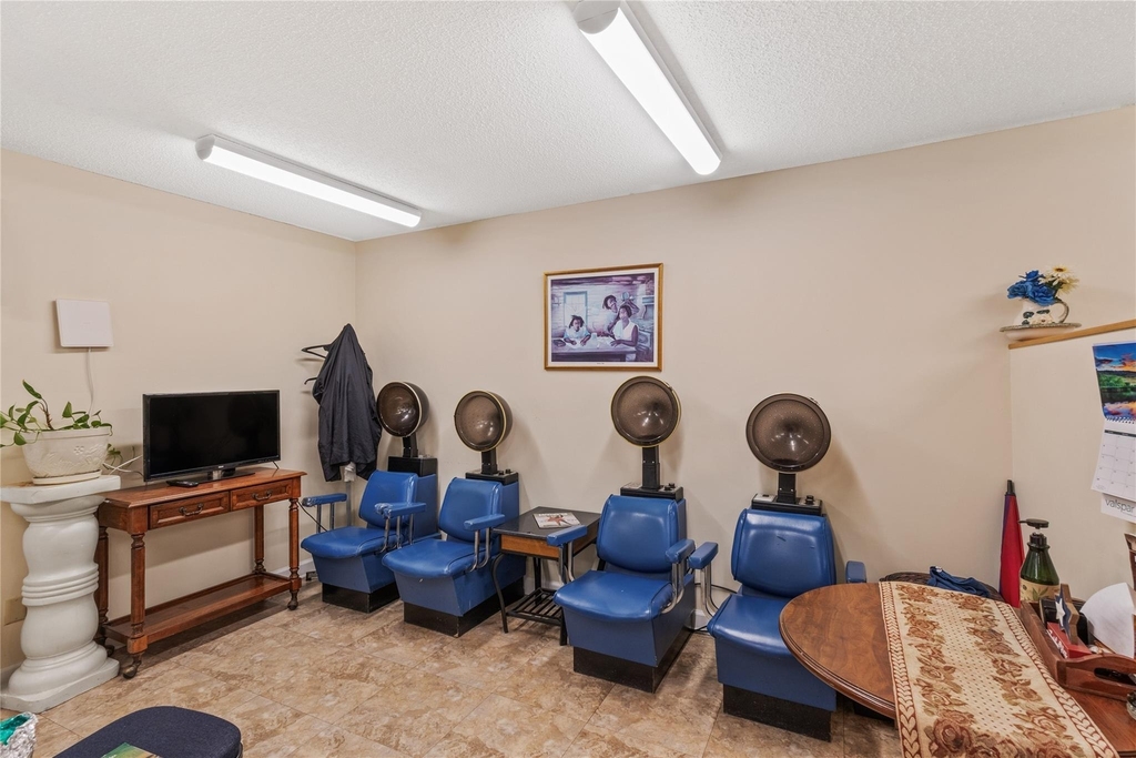 1360 E Alcy Road - Photo 7