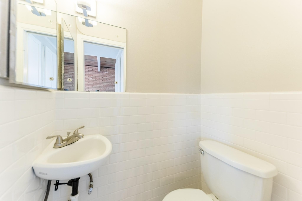 3809 N Braeswood Boulevard - Photo 11