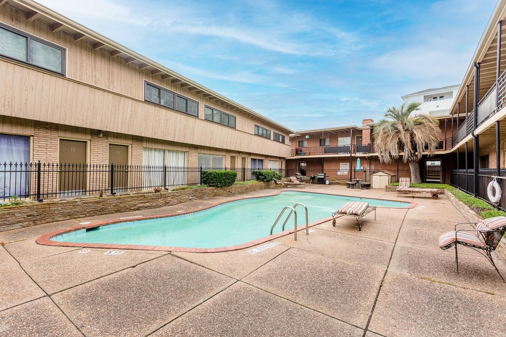 3809 N Braeswood Boulevard - Photo 24