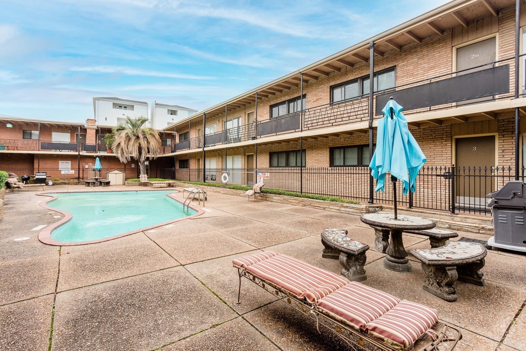 3809 N Braeswood Boulevard - Photo 22