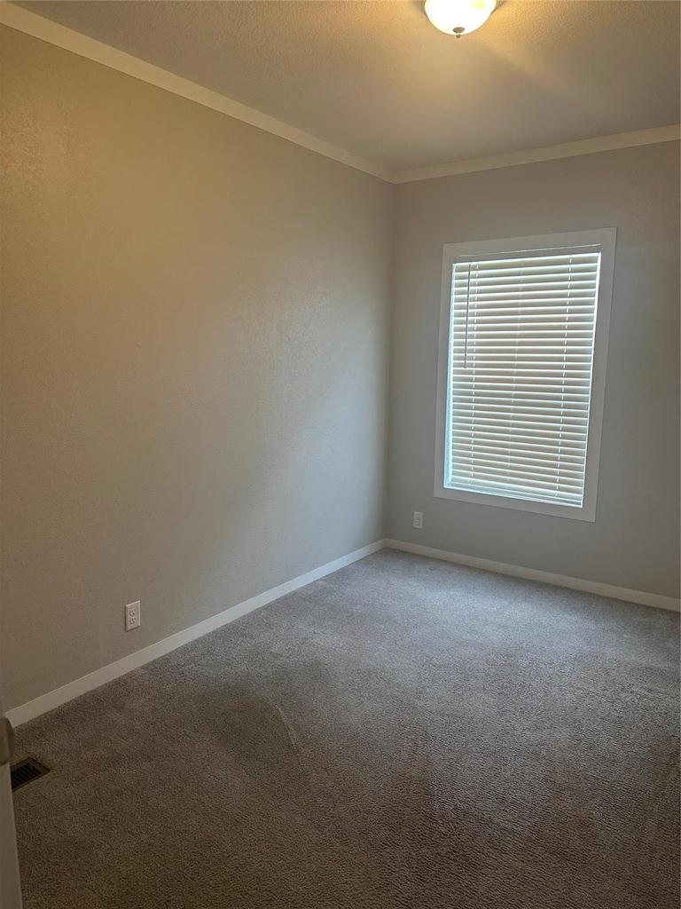 21509 W Hammond Drive - Photo 8