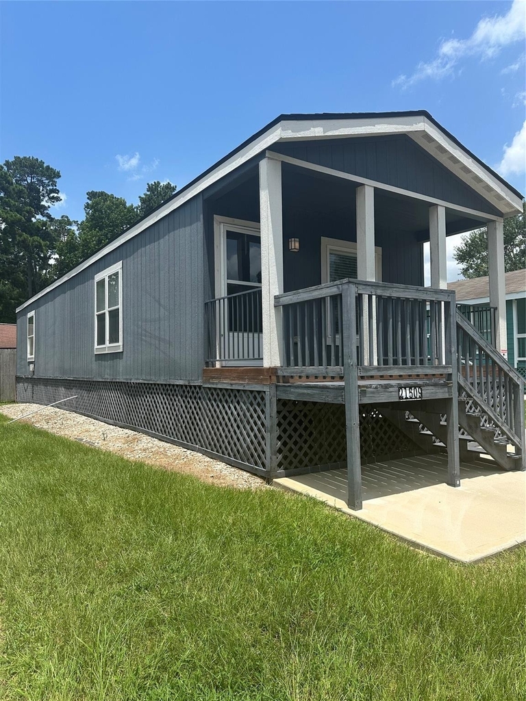21509 W Hammond Drive - Photo 1