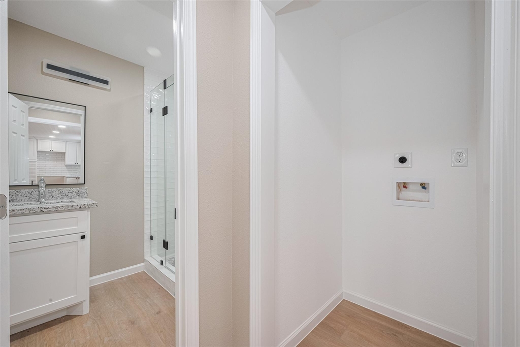 2516 Craigmont Street - Photo 11