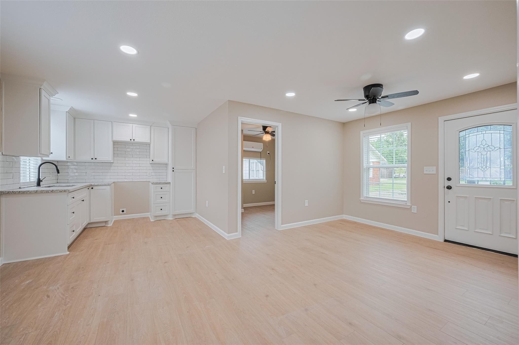 2516 Craigmont Street - Photo 4