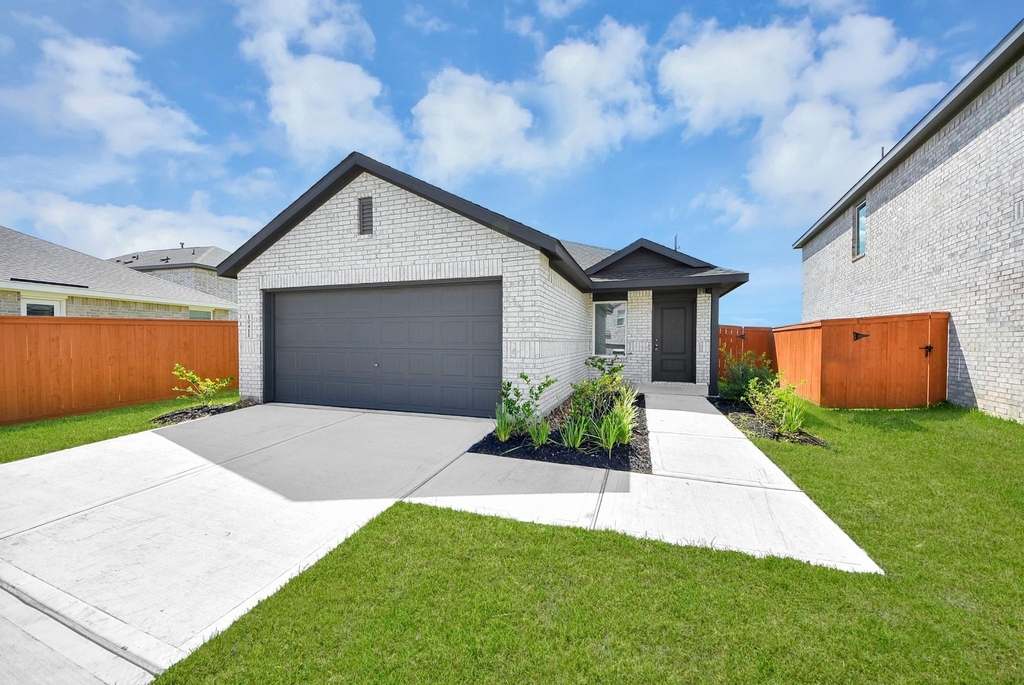 10411 Birds Nest Drive - Photo 0