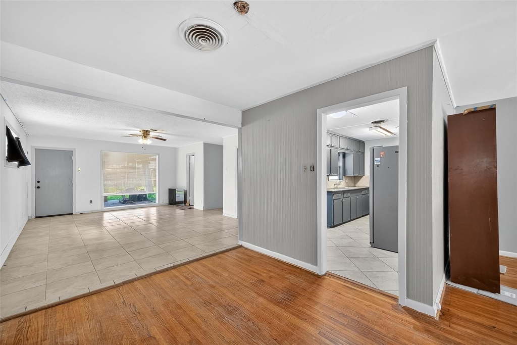 1509 Ronson Road - Photo 3