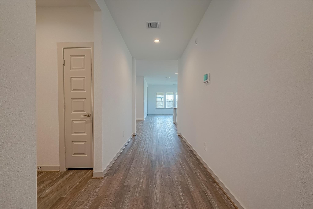 29326 Red Rocks Park Drive - Photo 2