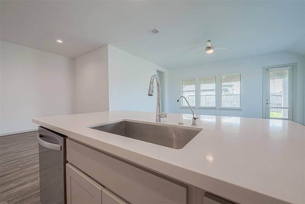 29326 Red Rocks Park Drive - Photo 18
