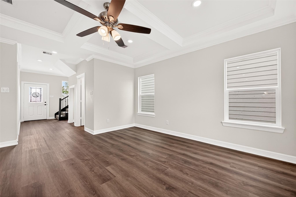 422 4th Street - Photo 0