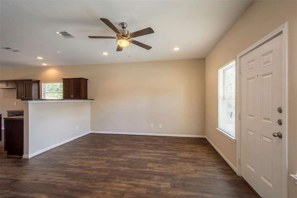 8142 Cabot Street - Photo 16