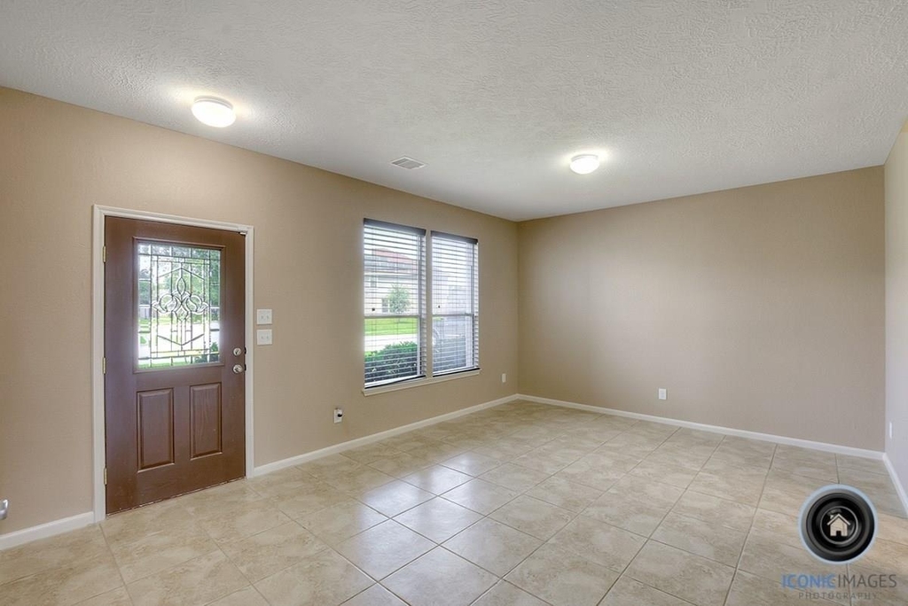29434 Legends Bluff Drive - Photo 6
