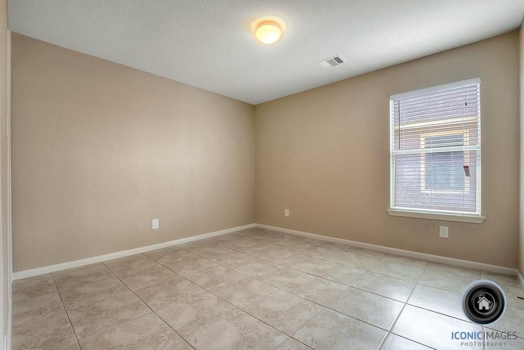 29434 Legends Bluff Drive - Photo 28