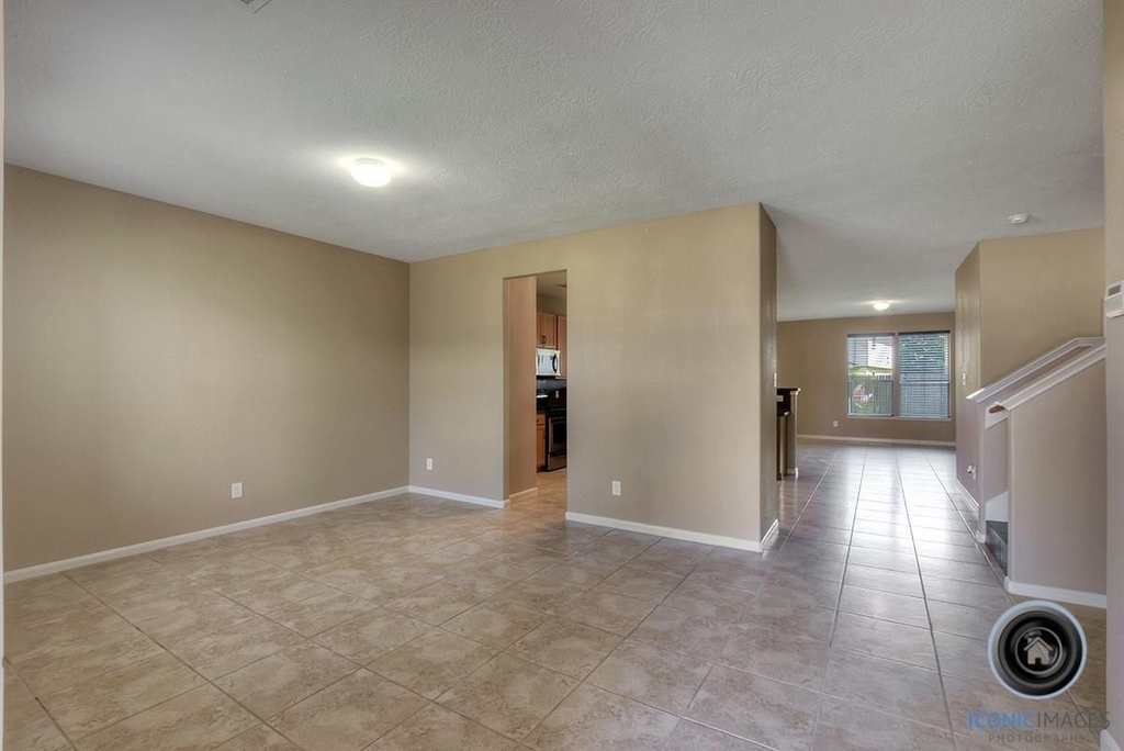 29434 Legends Bluff Drive - Photo 5