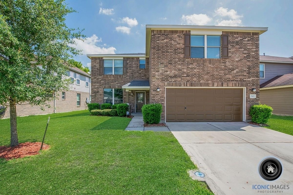 29434 Legends Bluff Drive - Photo 1