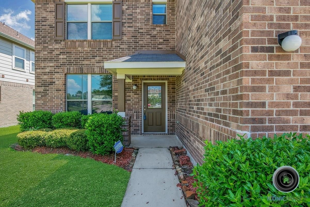 29434 Legends Bluff Drive - Photo 4