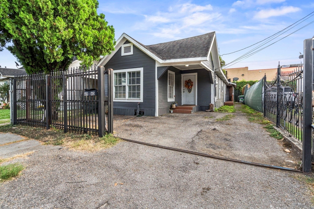 6940 Avenue K - Photo 0