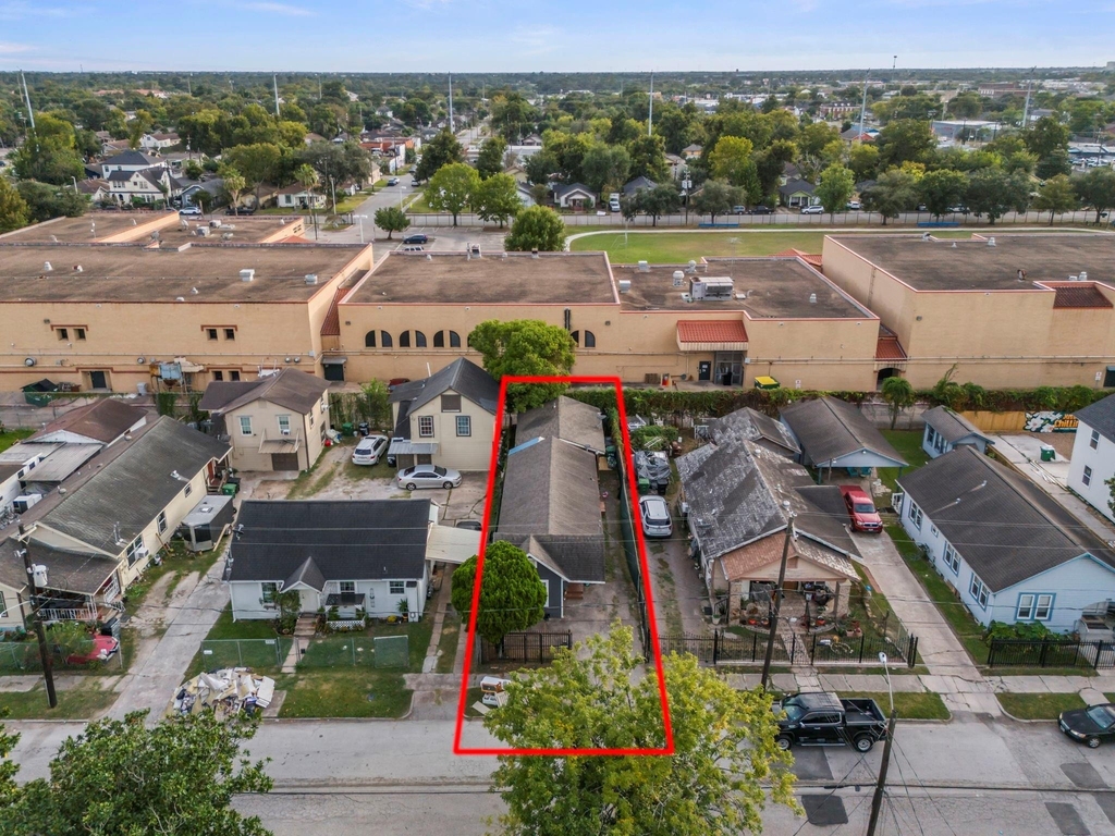 6940 Avenue K - Photo 16