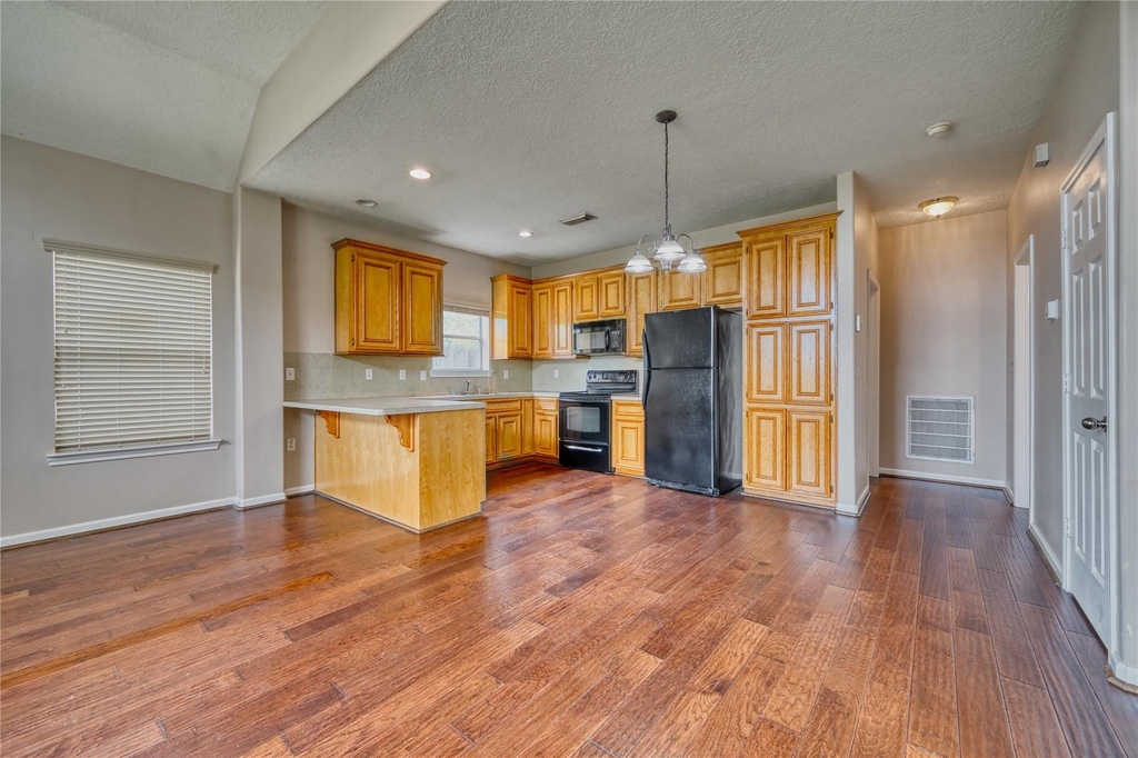 770 Hunt Road - Photo 8