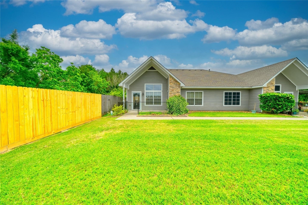 770 Hunt Road - Photo 1