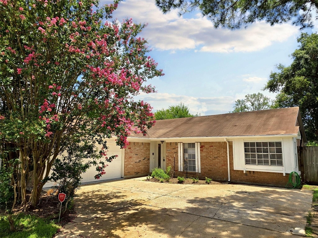 22619 Deville Drive - Photo 1