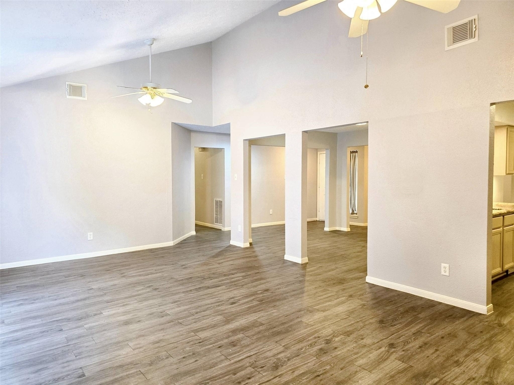 22619 Deville Drive - Photo 5