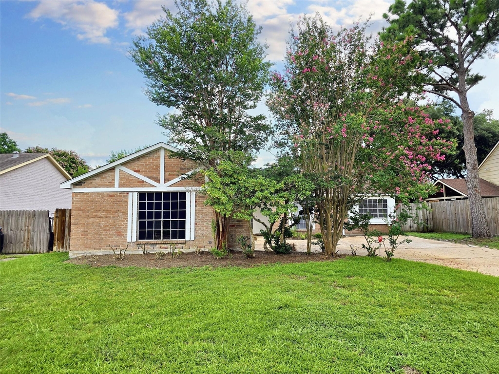 22619 Deville Drive - Photo 19