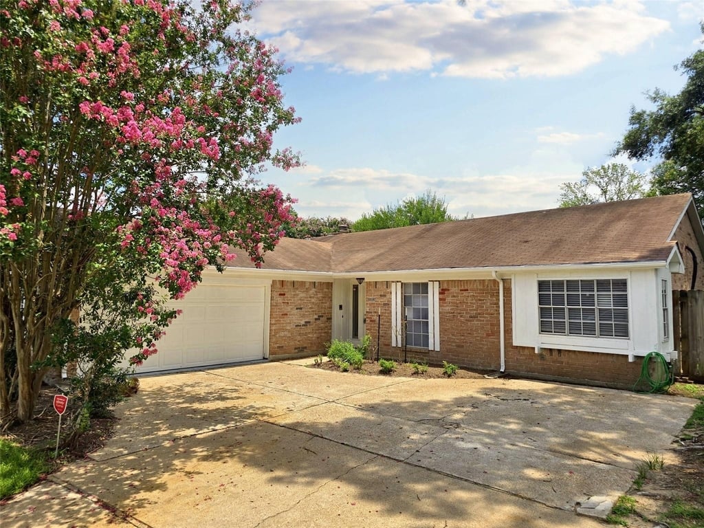 22619 Deville Drive - Photo 20