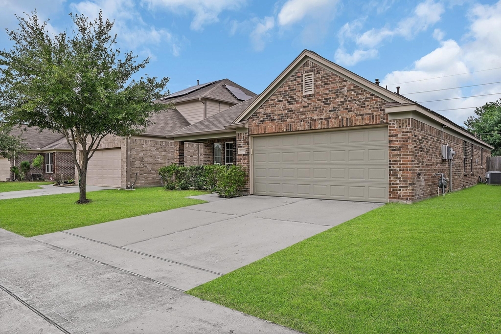 20039 Sunshine Ridge Lane - Photo 1