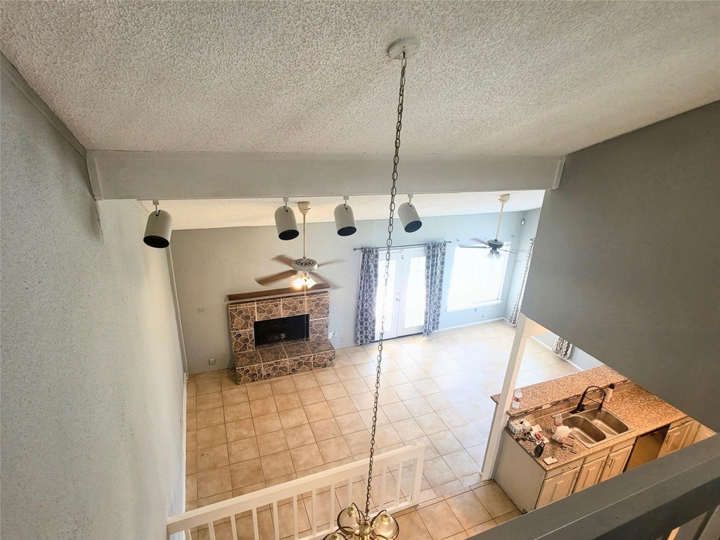 10526 Chapel Hill Drive - Photo 12