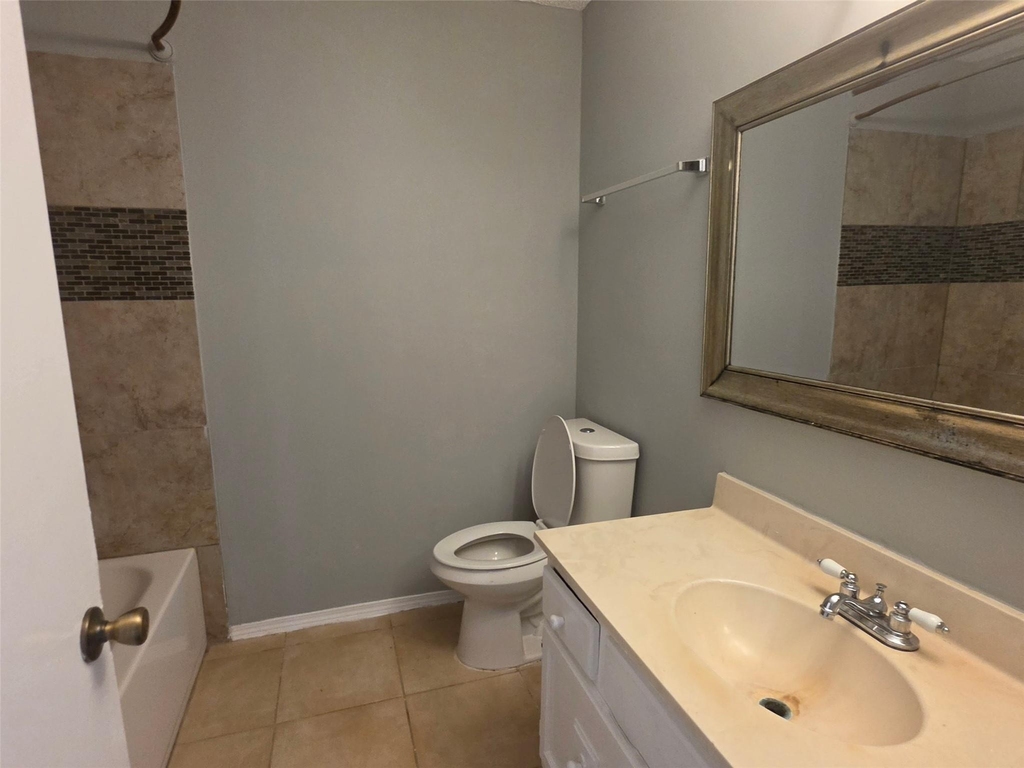 10526 Chapel Hill Drive - Photo 17