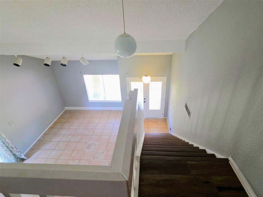 10526 Chapel Hill Drive - Photo 13