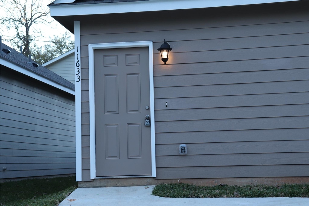 11633 Vistawood Street - Photo 1