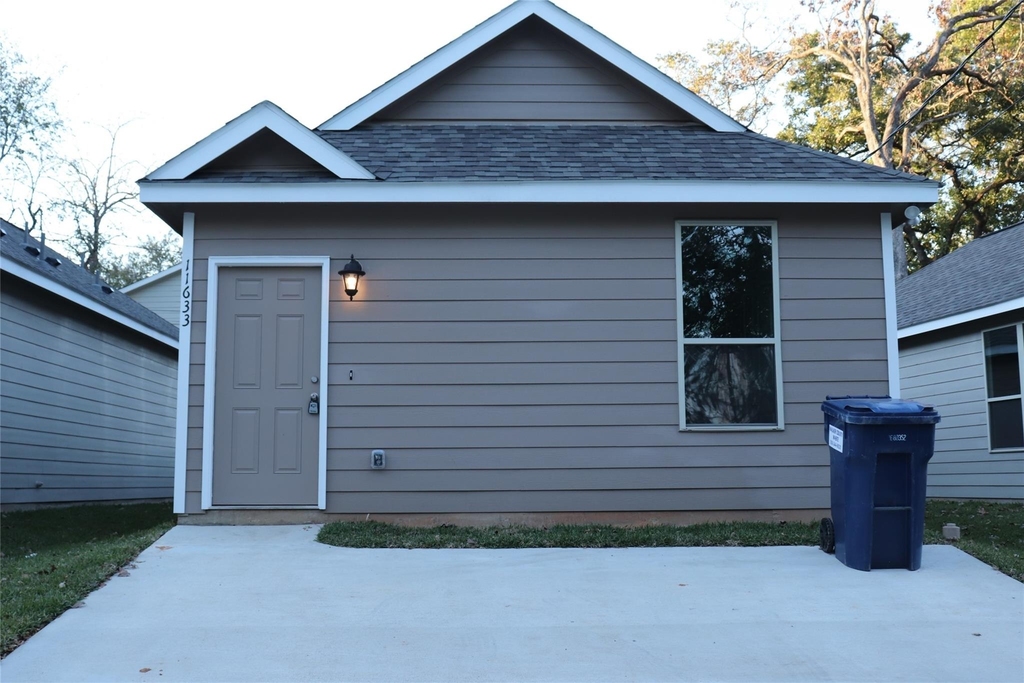 11633 Vistawood Street - Photo 0