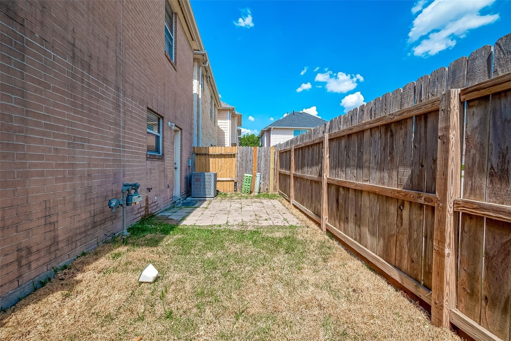 206 Sydnor Street - Photo 31