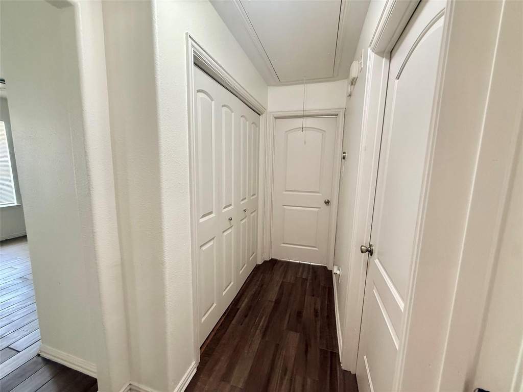 21927 Octavia Way - Photo 6